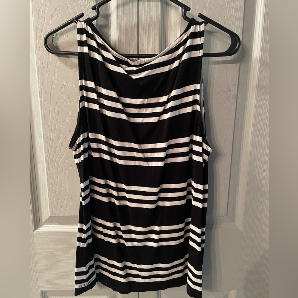 Liz Claiborne black and white tank top size L gently worn - Picture 2 of 3